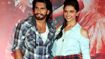 Ranveer, Deepika promote Goliyon Ki Raasleela Ram-leela at Infiniti Mall, Mumbai