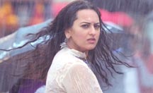 Shahid Kapoor is madly in love with Sonakshi Sinha